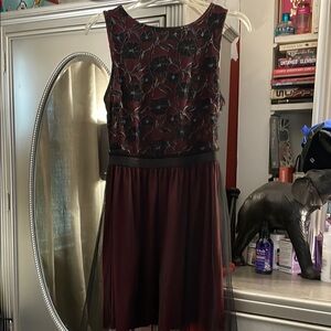 Elegant Floral Wedding Dress